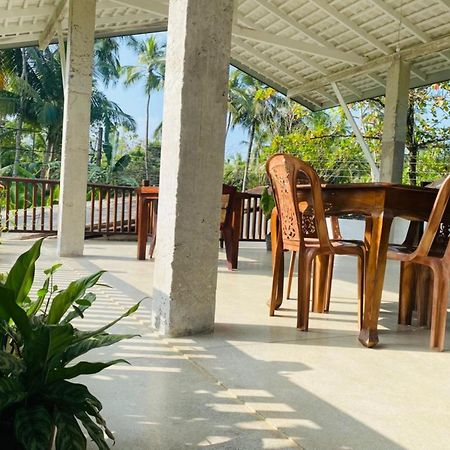 Hotel Berg House Unawatuna Exterior foto