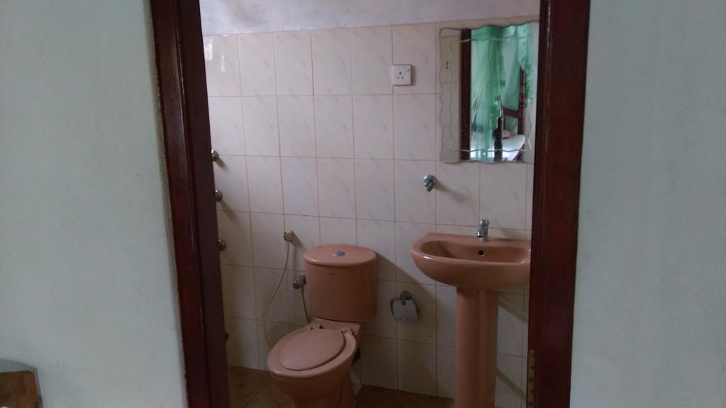 Hotel Berg House Unawatuna Habitación foto