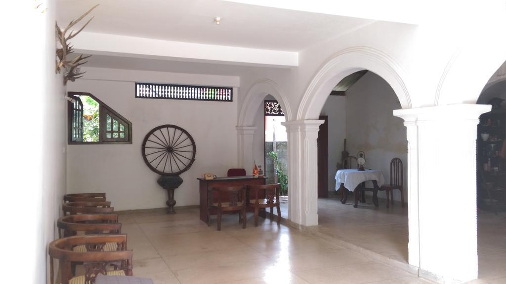 Hotel Berg House Unawatuna Exterior foto
