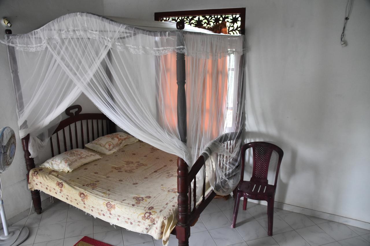 Hotel Berg House Unawatuna Exterior foto