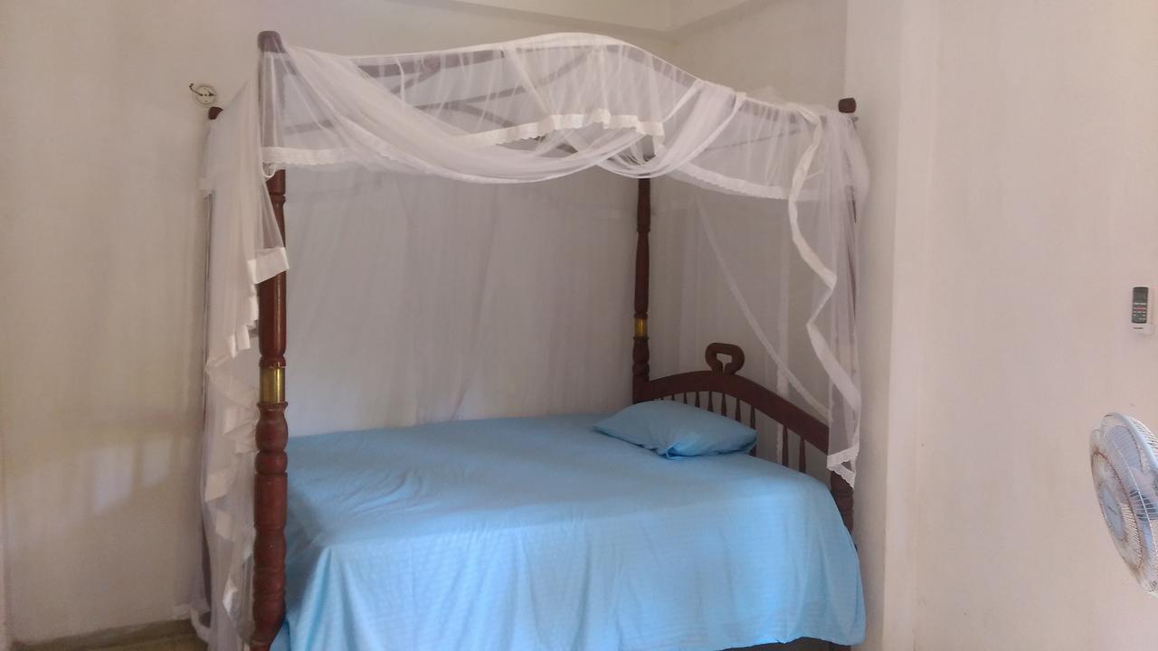 Hotel Berg House Unawatuna Exterior foto